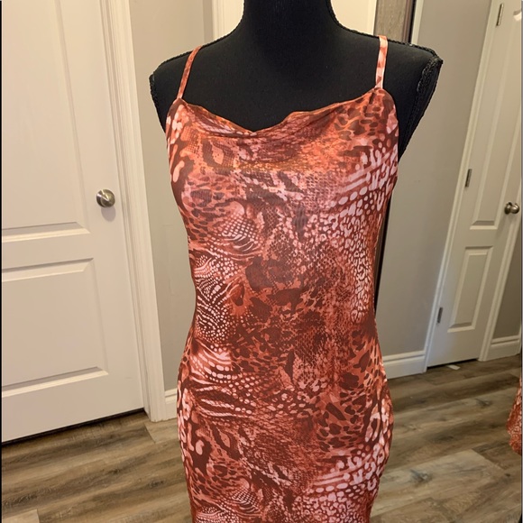 SHEIN Leopard Print Bodycon Dress - Picture 3 of 13